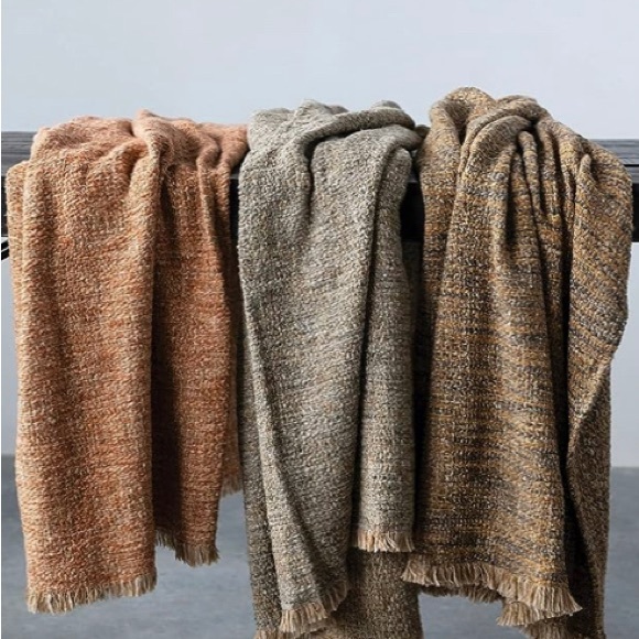 Creative Co -Op Woven Blanket - Picture 2 of 4